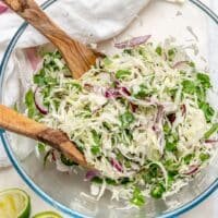 Jalapeño und Limettenkrautsalat