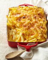 Klassisches Überbackenes Macaroni and Cheese