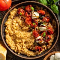Tomaten-Mozzarella-Risotto