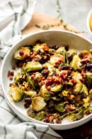 Preiselbeer-infundierte Geröstete Rosenkohl mit Braunbutter-Symphonie