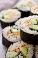 Thunfisch-Sushi-Rolle