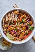 Erfrischender Kalter Hühnernudelsalat