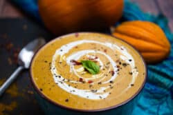 Keto-Kürbissuppe