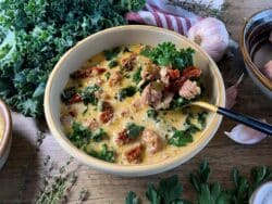Herzhafte Italienische Wurst- und Kartoffelsuppe